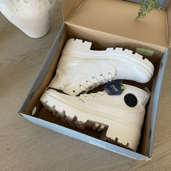 Palladium - Free People - ‘Pallabase Twill’ Boots - Star White - Picture 5 of 10